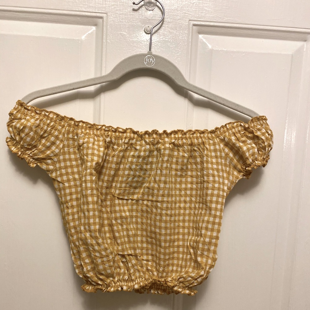 Brandy Melville Rio crop top